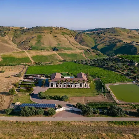 Judeka Agriresort منتجع *