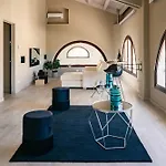 Judeka Agriresort * 卡尔塔吉罗